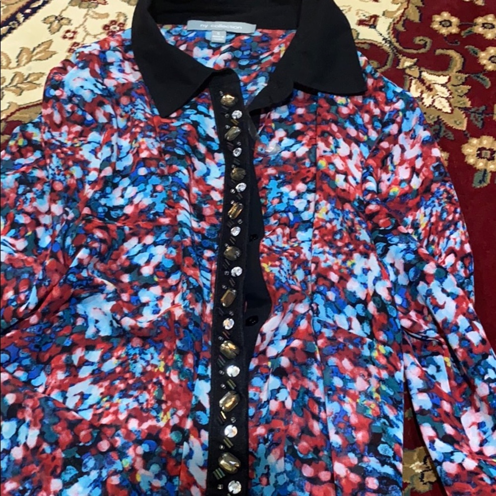 Top - Picture 3 of 3